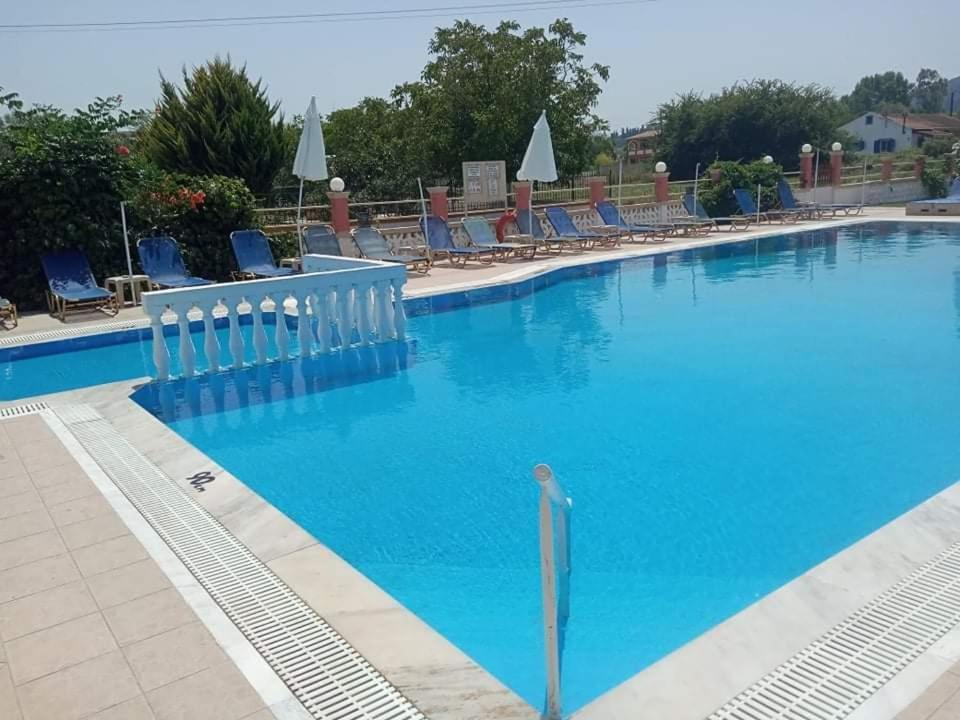 Ektor Apartments @Swimming Pool Сидарион Экстерьер фото