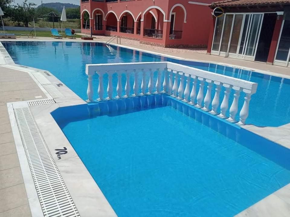 Ektor Apartments @Swimming Pool Сидарион Экстерьер фото
